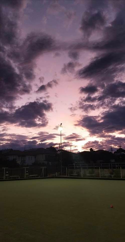 Featured image for “#wp Sunset at Telarah For Twilight Bowls .”